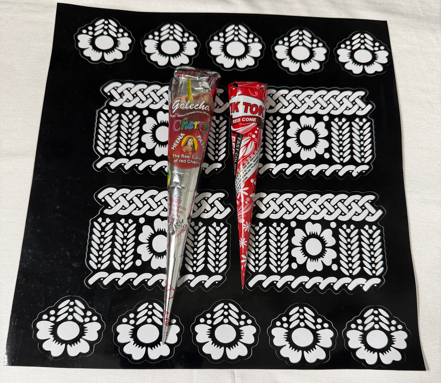 Henna with sticker (2 henna cherry & deep red )